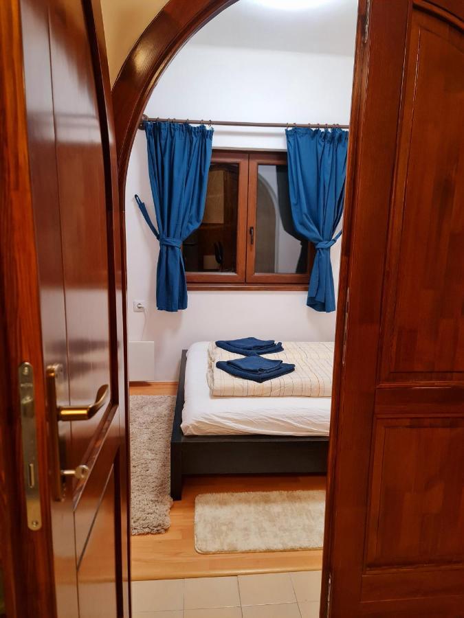 Egig Ero Fa Vendeghaz Villa Nograd Екстериор снимка